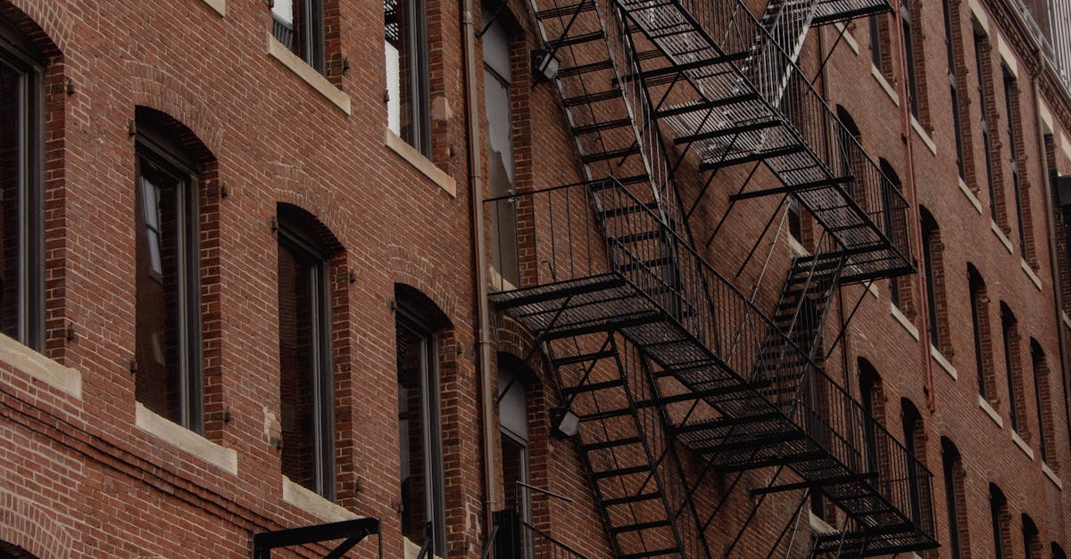 Is it healthy to live in a small apartment?