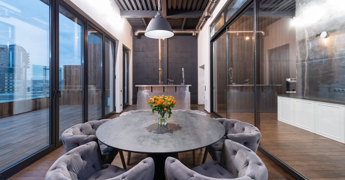 What color makes a small living room look bigger?