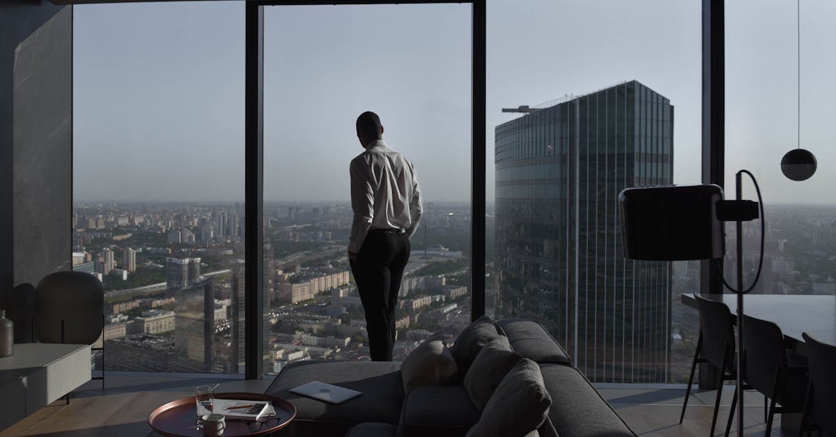 What is the most efficient studio layout?